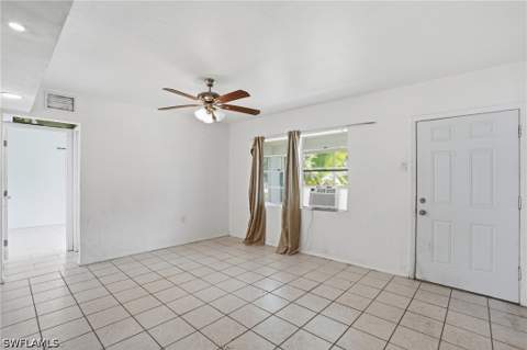 78 Victoria Dr, North Fort Myers FL - photo 7 of 24