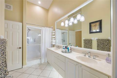 6680 Beach Resort Dr 1206, Naples FL - photo 15 of 29