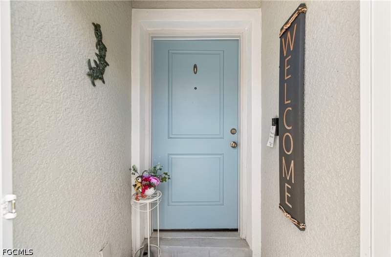 3 bedroom Attached at 9158 Aegean Cir, Vistanna Villas, Lehigh Acres — photo 2