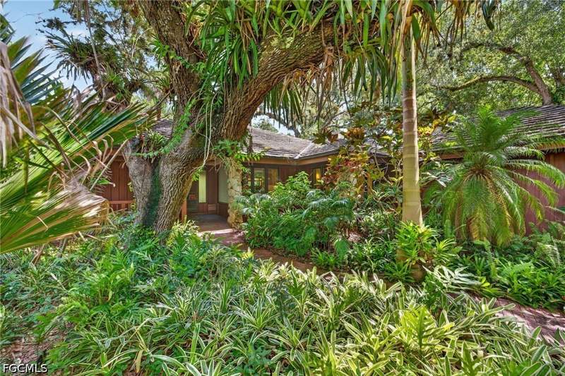 3 bedroom SingleFamilyResidence at 3460/3480 River Run Ln, Buckingham, Fort Myers — photo 2