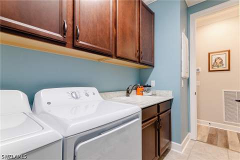 8438 Volaro Way, Naples FL - photo 24 of 47