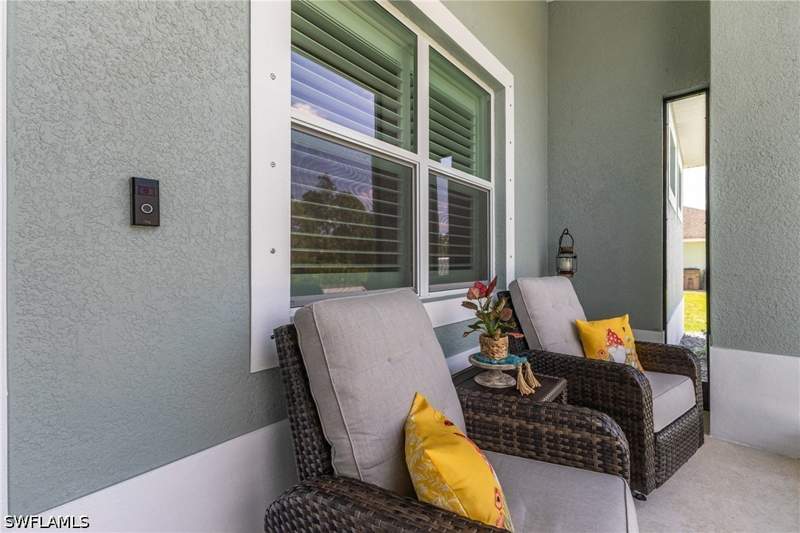 3 bedroom SingleFamilyResidence at 908 Hibiscus Ave, Lehigh Acres, Lehigh Acres — photo 4