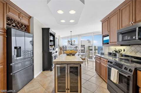 4041 Gulf Shore Blvd N 1807, Naples FL - photo 6 of 43