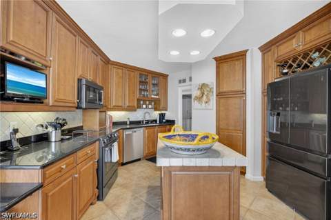 4041 Gulf Shore Blvd N 1807, Naples FL - photo 7 of 43