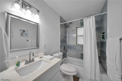 4118 SE 3rd Ave, Cape Coral FL - photo 17 of 39