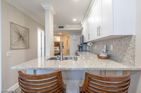 10 Tampa Pl 503, Marco Island FL - photo 6 of 34