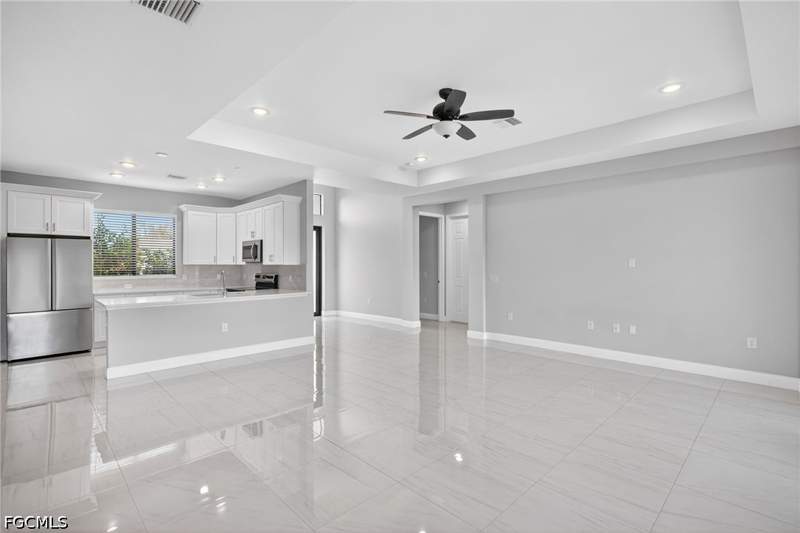 3 bedroom SingleFamilyResidence at 1715 SW 3rd St, Cape Coral, Cape Coral — photo 3