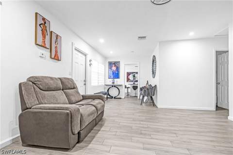 2030 Flamingo Dr, North Fort Myers FL - photo 12 of 34