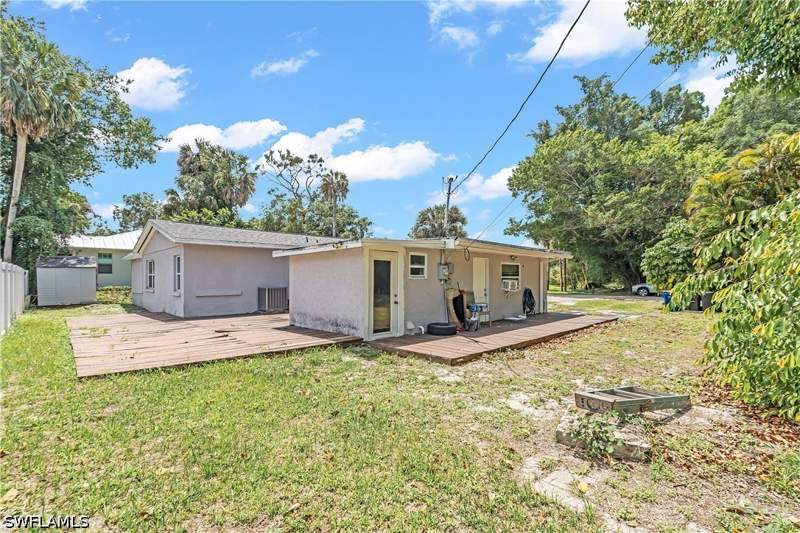 3 bedroom SingleFamilyResidence at 2030 Flamingo Dr, North Fort Myers, North Fort Myers — photo 4