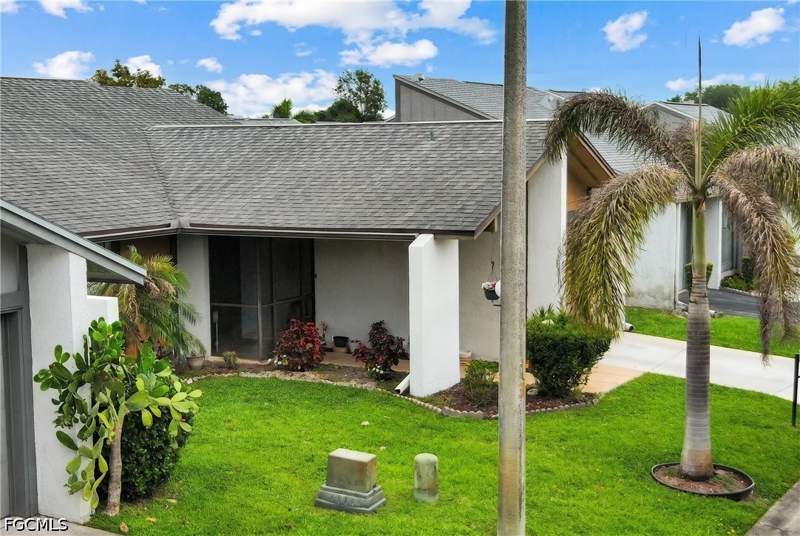 2 bedroom SingleFamilyResidence at 18450 Orangecrest Ct, Woodcrest Village, Lehigh Acres — photo 3
