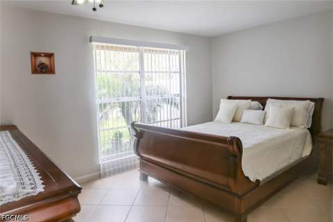 18450 Orangecrest Ct, Lehigh Acres FL - photo 8 of 18