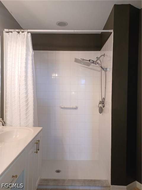 12070 Summergate Cir 101, Fort Myers FL - photo 19 of 34