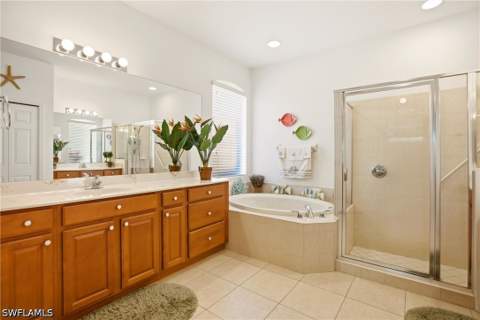9221 Spanish Moss Way, Bonita Springs FL - photo 18 of 40