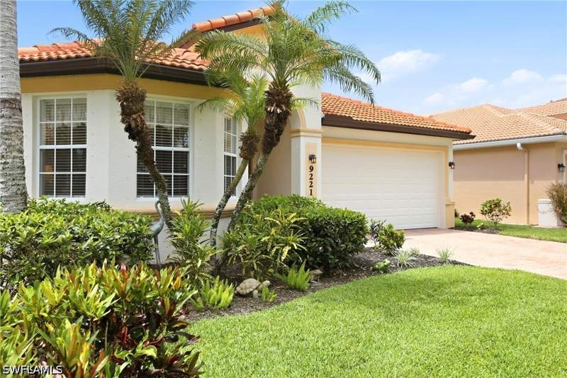 3 bedroom SingleFamilyResidence at 9221 Spanish Moss Way, Marbella At Spanish Wells, Bonita Springs — photo 3