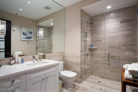 6897 Grenadier Blvd 1001, Naples FL - photo 18 of 46