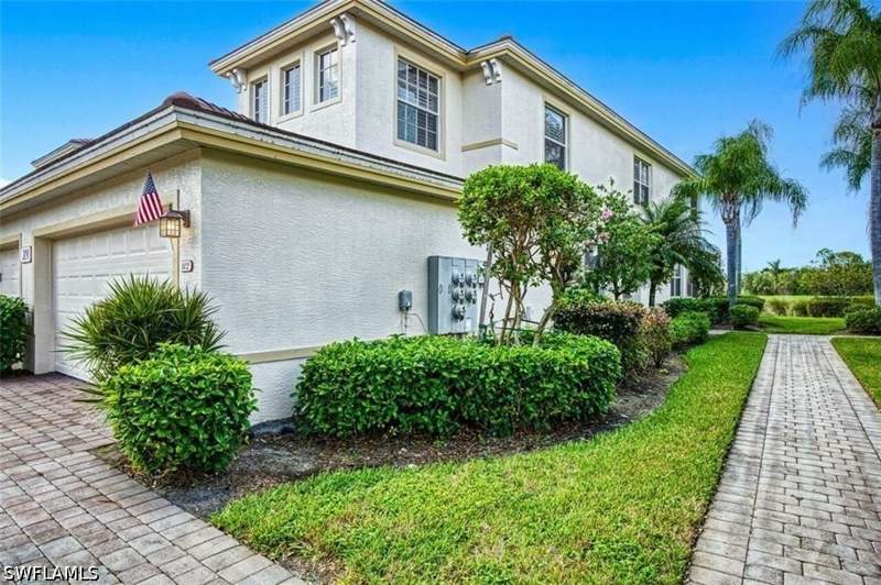2 bedroom Condominium at 3091 Meandering Way 102, Idlewild, Fort Myers — photo 3