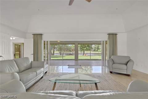 219 Monterey Dr, Naples FL - photo 10 of 37