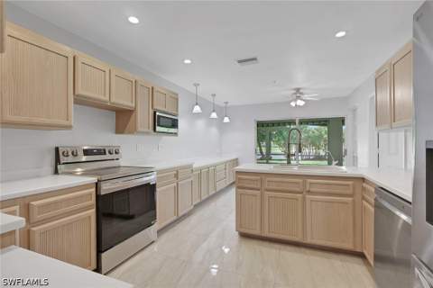 219 Monterey Dr, Naples FL - photo 11 of 37