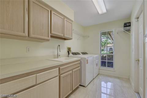 219 Monterey Dr, Naples FL - photo 22 of 37