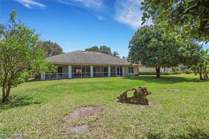 3 bedroom SingleFamilyResidence at 219 Monterey Dr, Valley Oak, Naples — photo 4