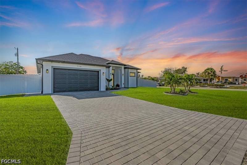 4 bedroom SingleFamilyResidence at 116 SE 5th Pl, Cape Coral, Cape Coral — photo 3