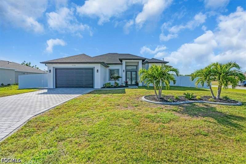 4 bedroom SingleFamilyResidence at 116 SE 5th Pl, Cape Coral, Cape Coral — photo 5