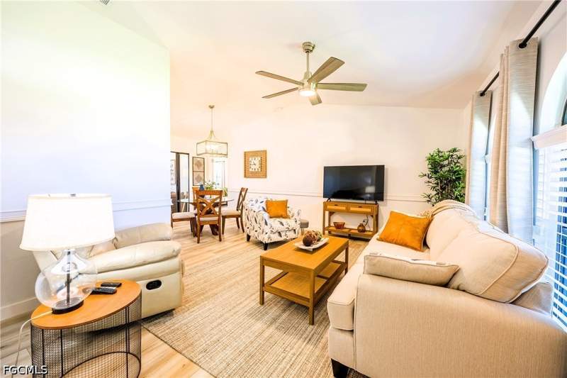 4 bedroom SingleFamilyResidence at 420 SW 37th St, Cape Coral, Cape Coral — photo 5