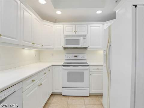 1001 Arbor Lake Dr 307, Naples FL - photo 22 of 50