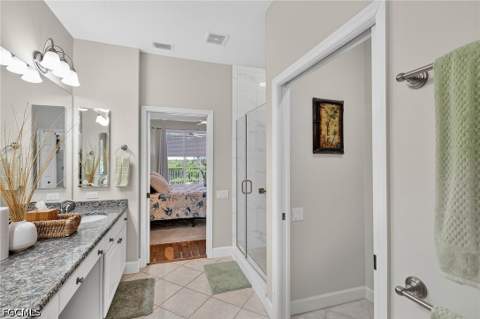 9121 Southmont Cv 102, Fort Myers FL - photo 19 of 47