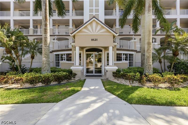 2 bedroom Condominium at 9121 Southmont Cv 102, Sutton Walk, Fort Myers — photo 3