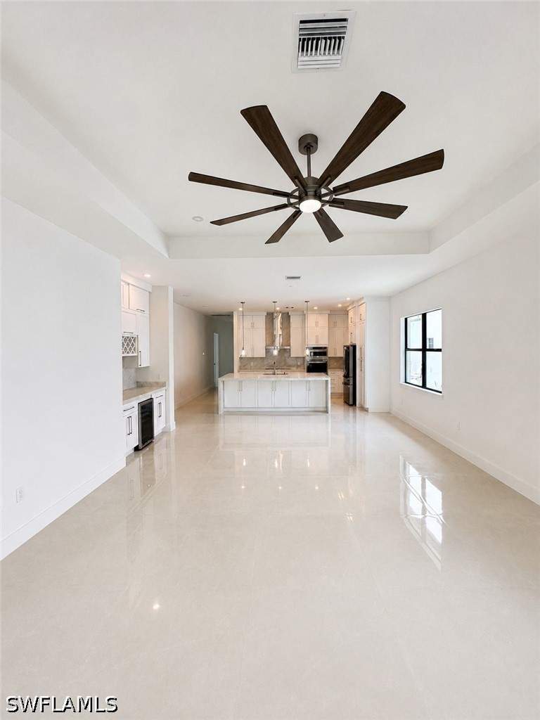 4 bedroom SingleFamilyResidence at 3214 Andrews Ave, Hallendale, Naples — photo 4