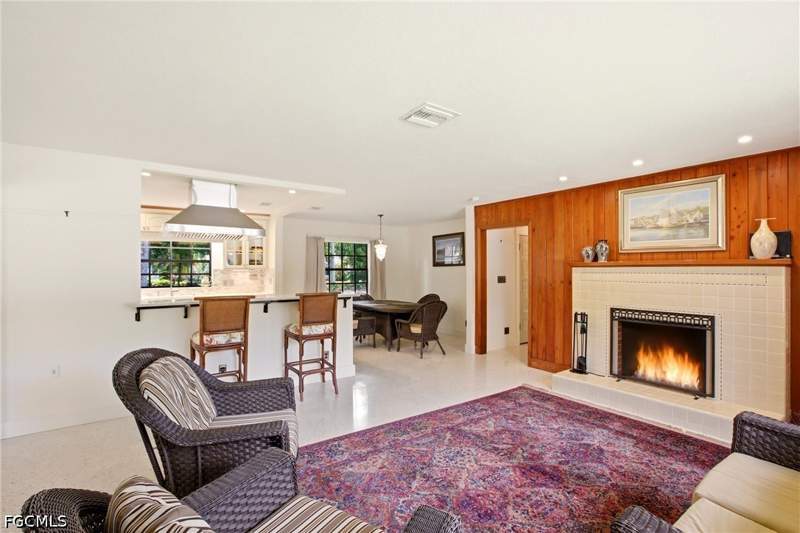 3 bedroom SingleFamilyResidence at 2706 Rhode Island Ave, Dean Park, Fort Myers — photo 5