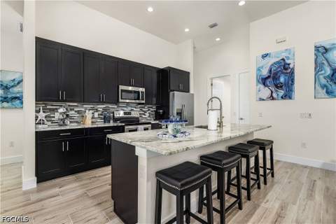 337 SW 31st Ave, Cape Coral FL - photo 14 of 33