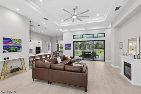 360 13th St SW, Naples FL - photo 11 of 46