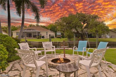 1910 Oak Dr, Alva FL - photo 7 of 50