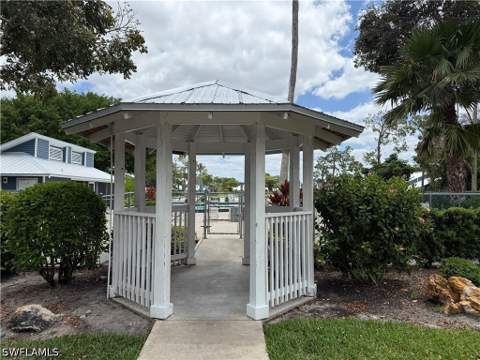 3334 Timberwood Cir, Naples FL - photo 6 of 8
