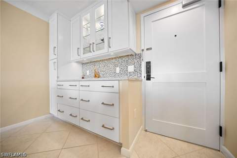 320 Seaview Ct 2009, Marco Island FL - photo 9 of 38