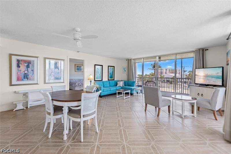 2 bedroom Condominium at 7148 Estero Blvd 322, Creciente Condo East, Fort Myers Beach — photo 3