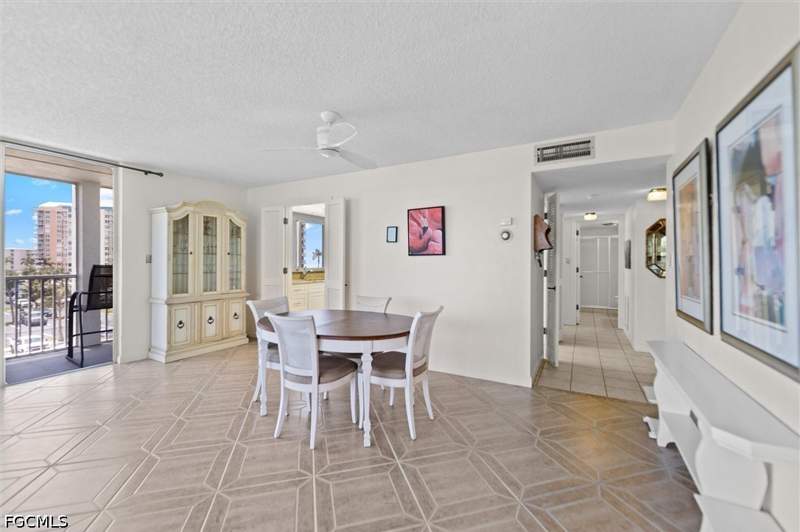 2 bedroom Condominium at 7148 Estero Blvd 322, Creciente Condo East, Fort Myers Beach — photo 4
