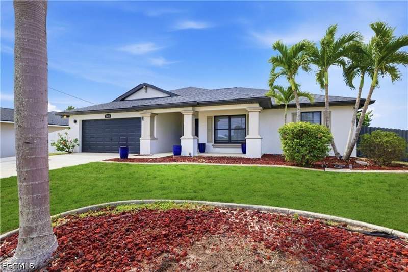 4 bedroom SingleFamilyResidence at 2612 Ceitus Pkwy, Cape Coral, Cape Coral — photo 2