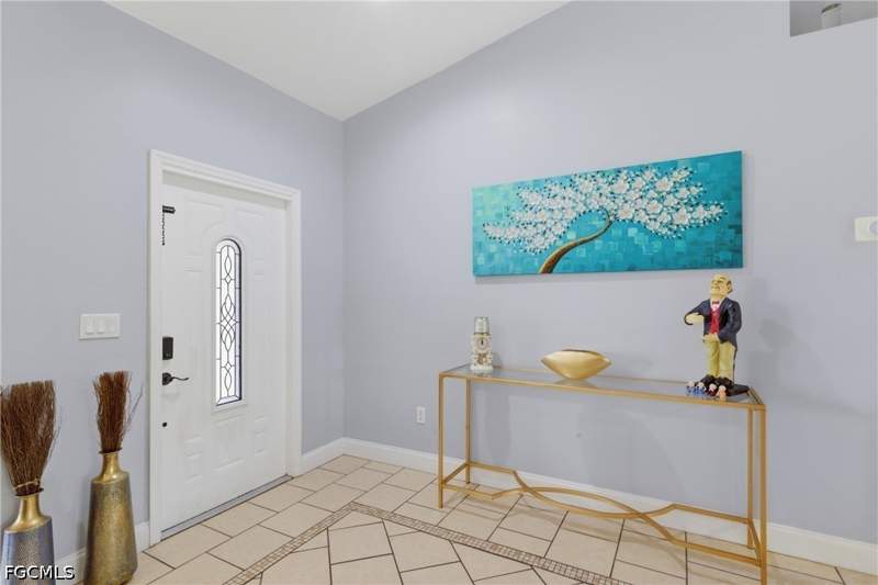 4 bedroom SingleFamilyResidence at 2612 Ceitus Pkwy, Cape Coral, Cape Coral — photo 3