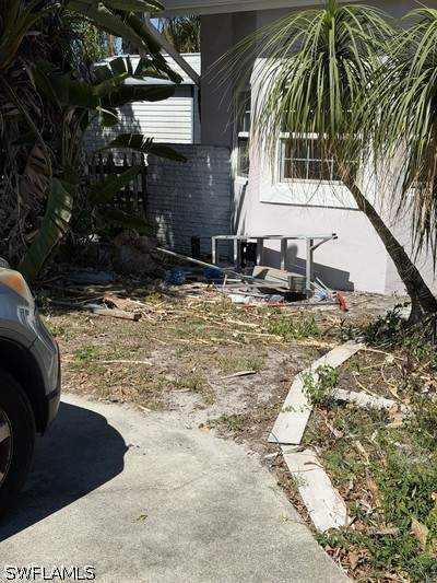 3 bedroom SingleFamilyResidence at 4825 Aztec Cir, Naples South, Naples — photo 2
