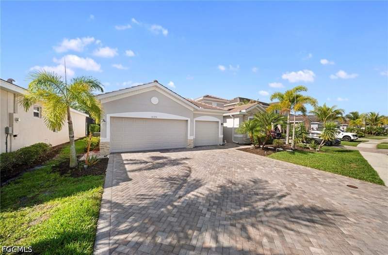 3 bedroom SingleFamilyResidence at 16378 Bonita Landing Cir, Bonita Landing, Bonita Springs — photo 2