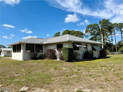 122 Roosevelt Ave, Lehigh Acres FL - photo 23 of 24