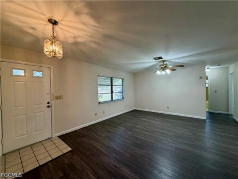 122 Roosevelt Ave, Lehigh Acres FL - photo 8 of 24