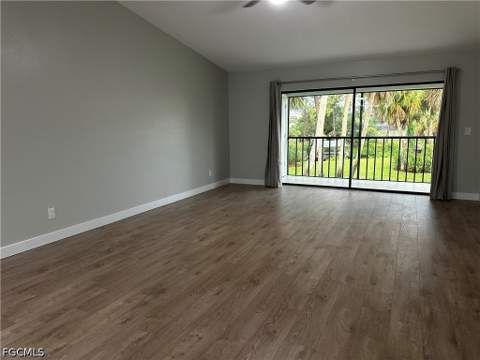 15320 Moonraker Ct 209, North Fort Myers FL - photo 11 of 38