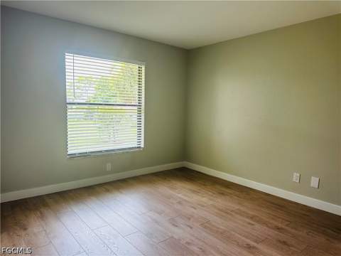15320 Moonraker Ct 209, North Fort Myers FL - photo 15 of 38