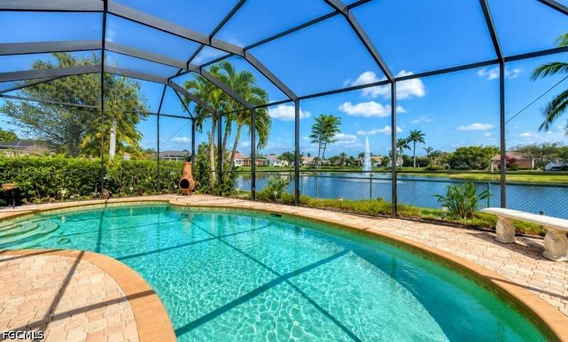 5 bedroom SingleFamilyResidence at 1028 Port Orange Ct, Waterways Of Naples, Naples — photo 2