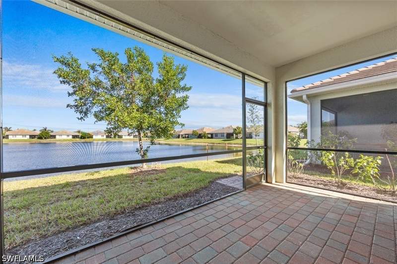 2 bedroom Attached at 1117 Rolling Brook Ln, Enbrook, Naples — photo 2