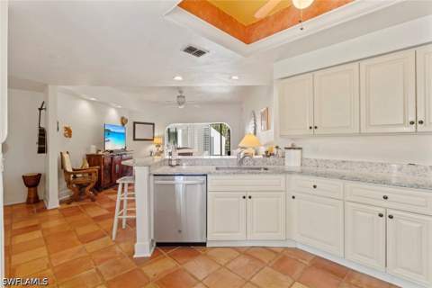 2294 Anchorage Ln B, Naples FL - photo 11 of 34